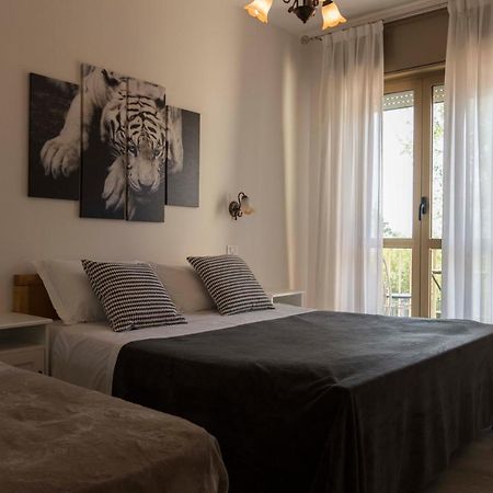 Infinity Hotell Cervia Exteriör bild
