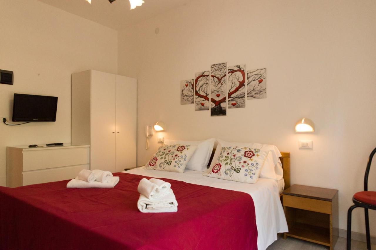 Infinity Hotell Cervia Exteriör bild